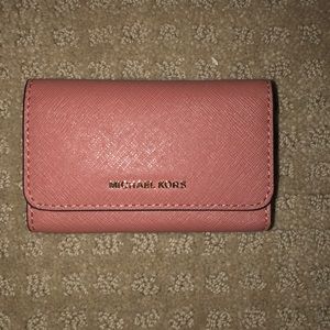 Michael Kors Blush Wallet